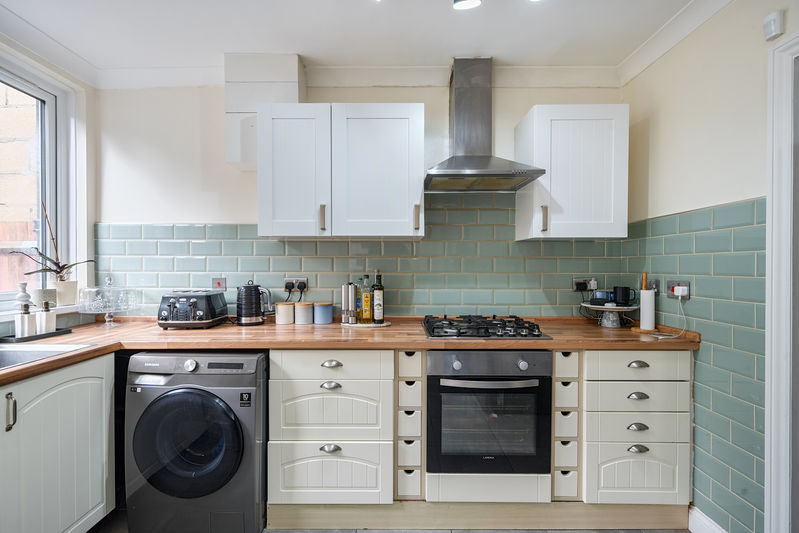 Kitchen- click for photo gallery